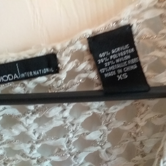 Top - Picture 3 of 3